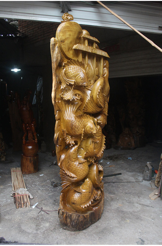 金絲楠木鯉魚跳龍門110*35*242